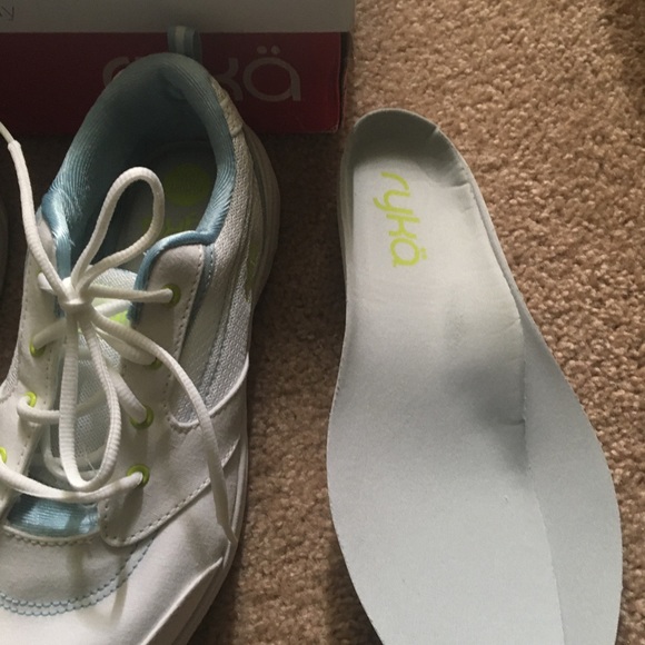 Ryka Teanna Walker - Picture 5 of 8